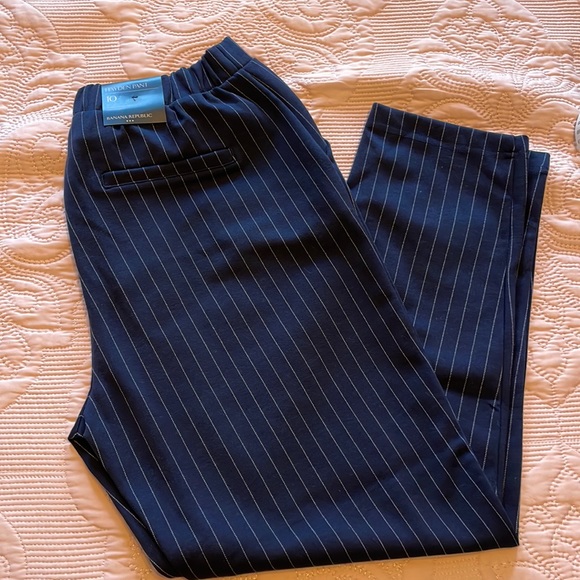 Banana Republic Hayden Pant navy blue with white strips - Picture 1 of 3